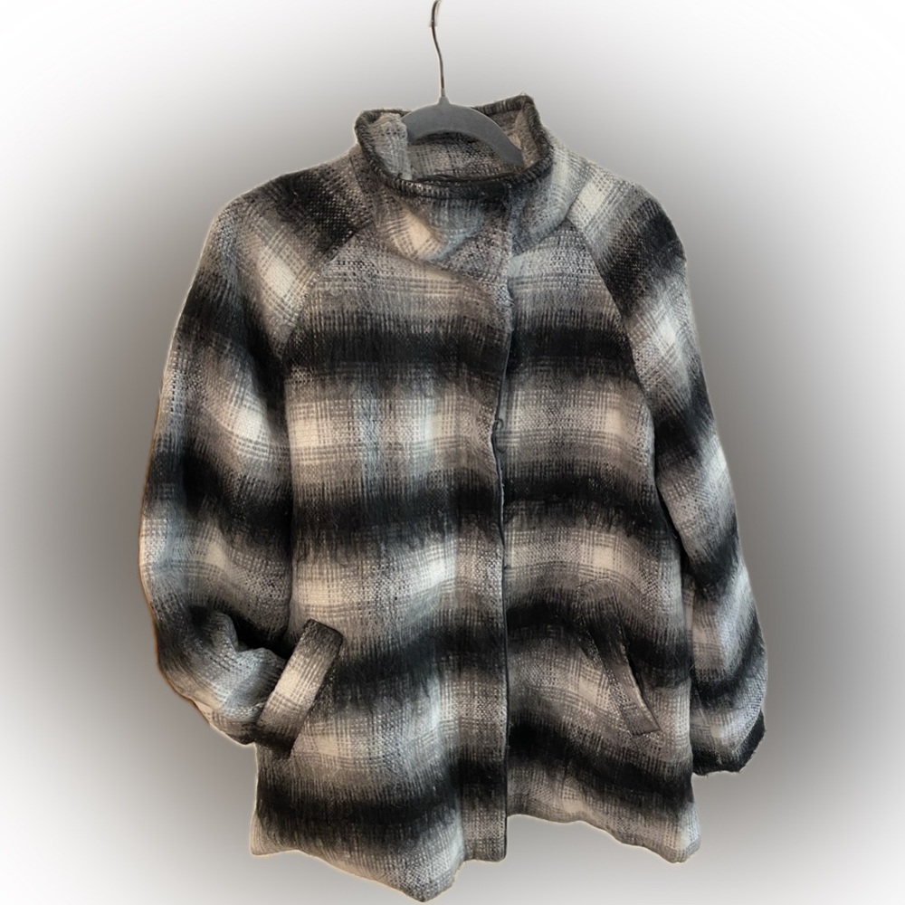 Me Jane medium light weight black and white plaid jacket